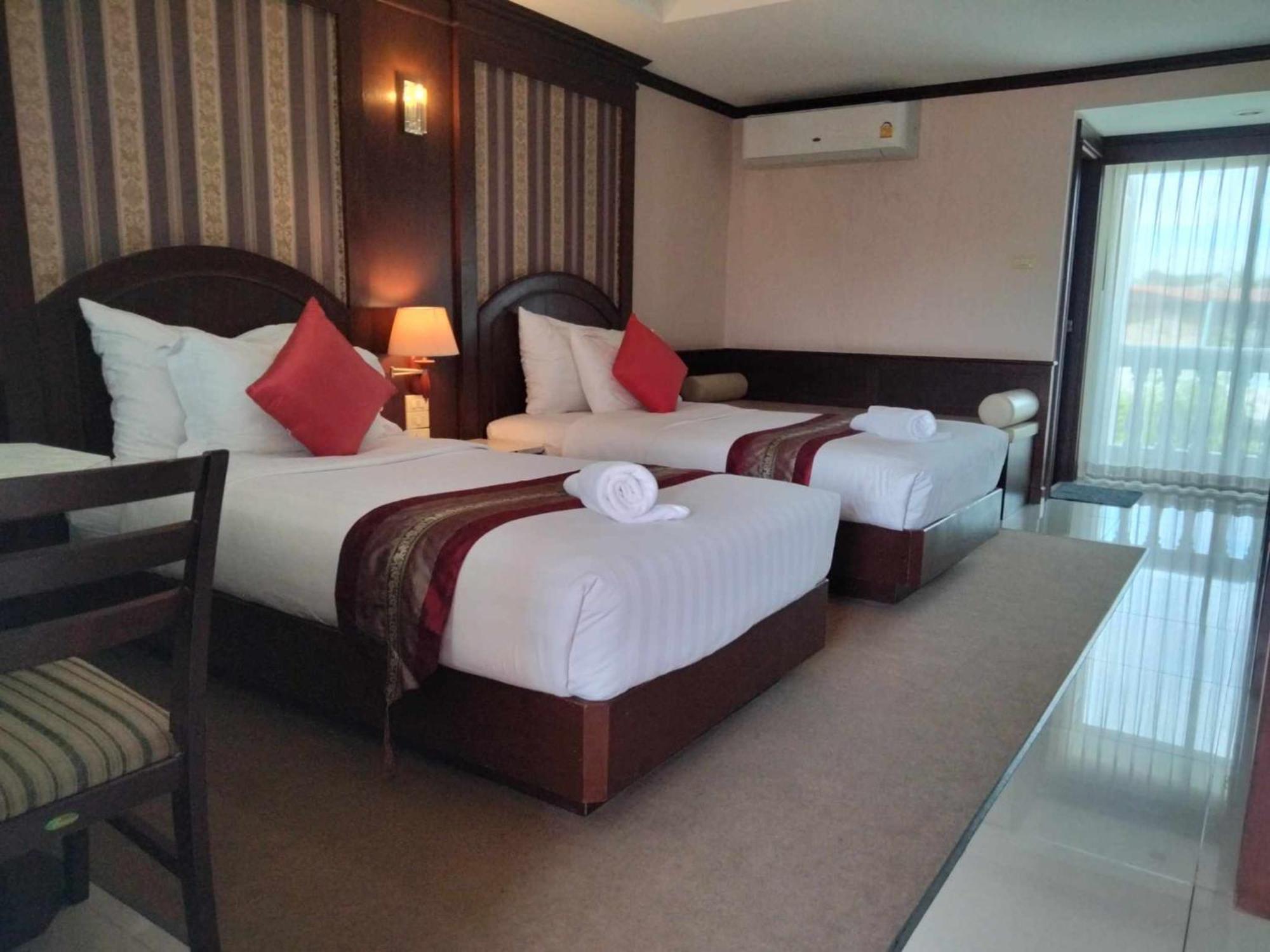 The Lion King Hotel Udonthani Exterior photo