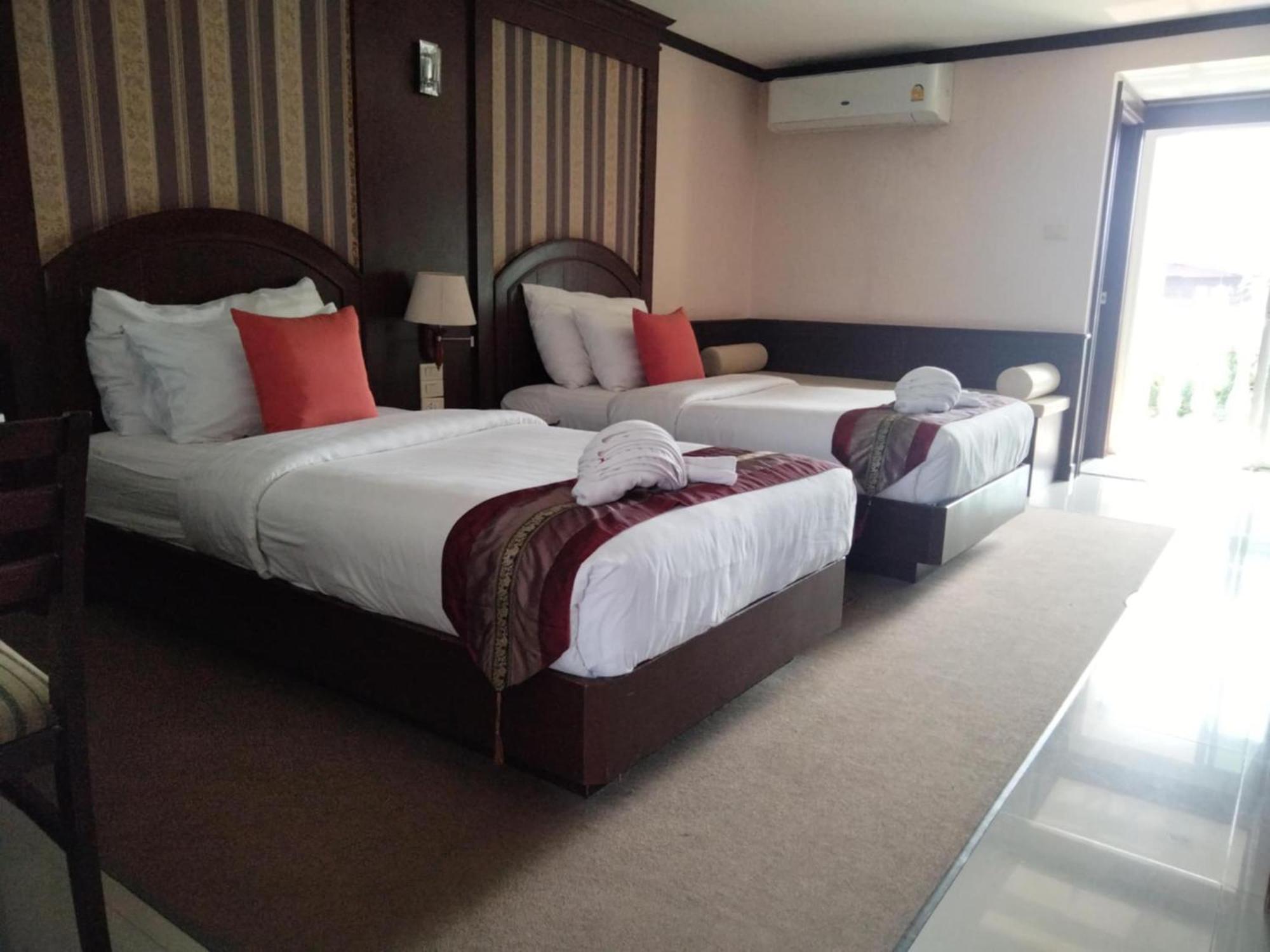 The Lion King Hotel Udonthani Exterior photo